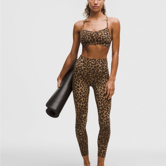 Lululemon’s Align HR Pant 25” - Picture 2 of 5